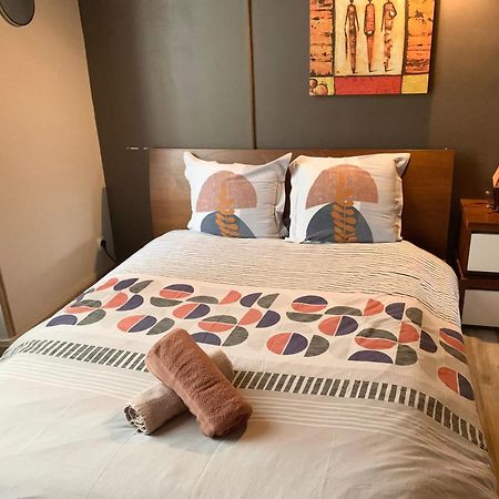 Grand Appart 9 Pers Centre Blois Parking Prive 1Voiture 10 Velos 5Min Chateau By Sweet Home Company المظهر الخارجي الصورة